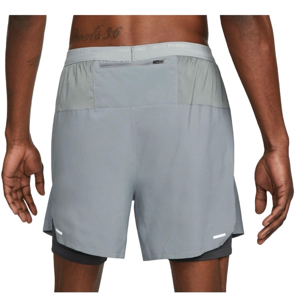 Nike Men’s Dri-FIT Flex Stride Grey & Black Shorts 5in Size S - Picture 3 of 12